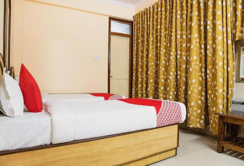 Hotel O Embassy Exhibition Rd