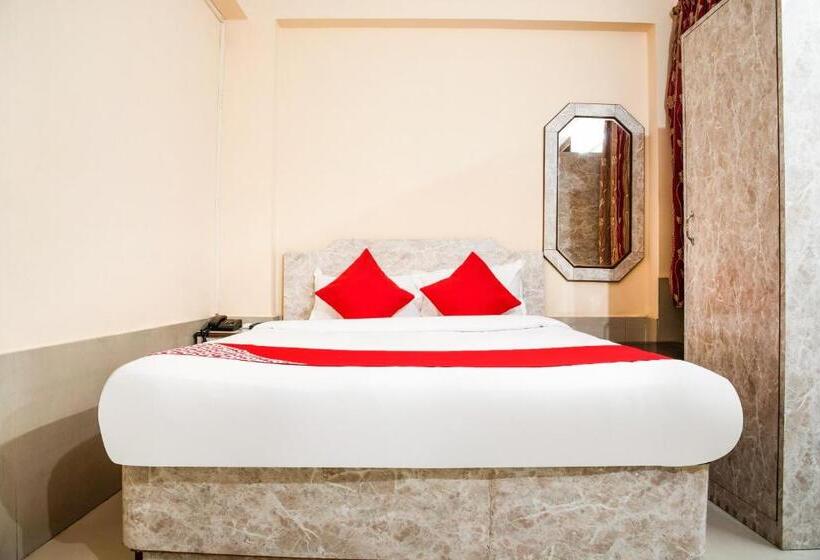 Hotel O Embassy Exhibition Rd