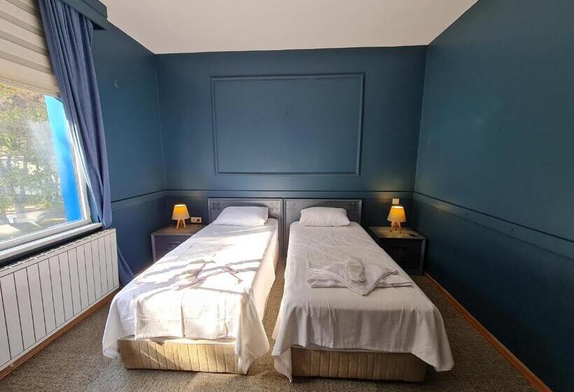 Sporköy Hotel & Beach Club