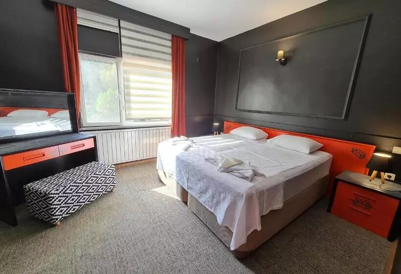 Sporköy Hotel & Beach Club