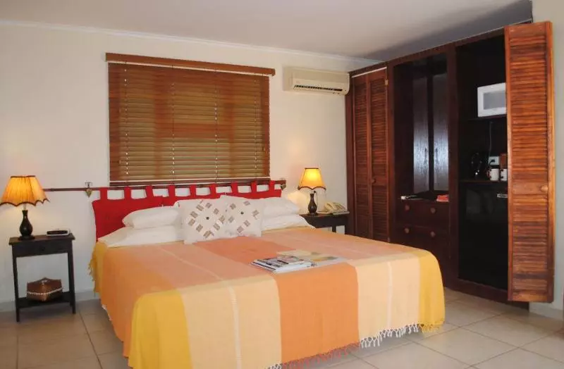 تختخواب و صبحانه Arubiana Inn