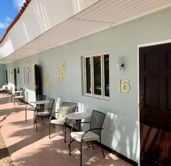 تختخواب و صبحانه Arubiana Inn