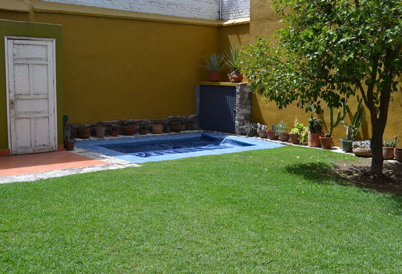 تختخواب و صبحانه Casa Catalina