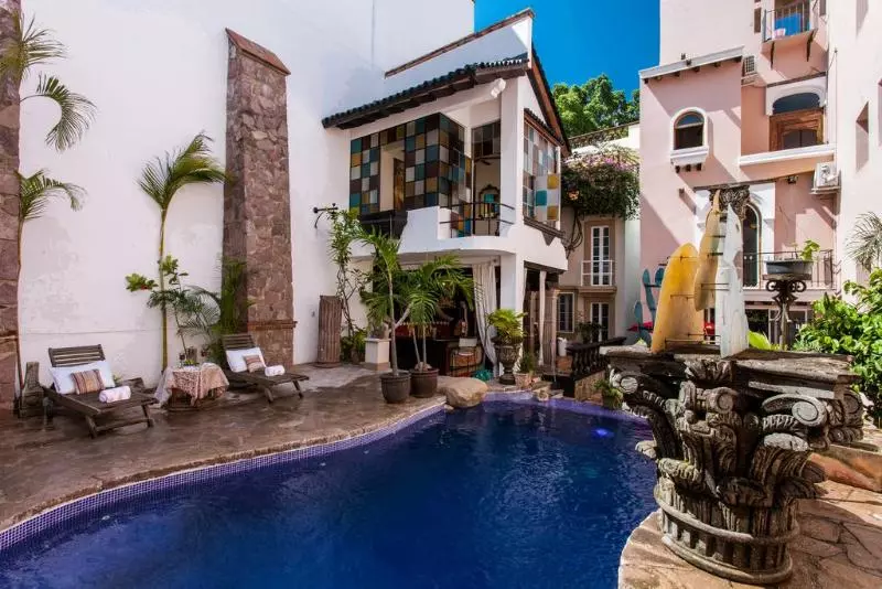 تختخواب و صبحانه Garlands Del Rio