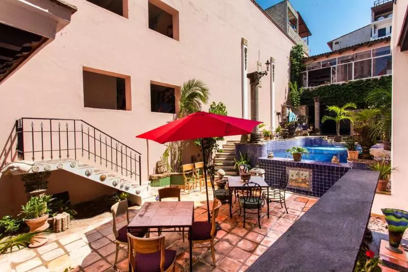 تختخواب و صبحانه Garlands Del Rio