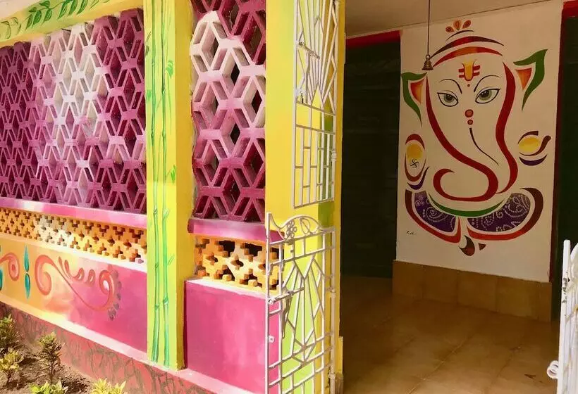 Bricks And Bamboo Hostel