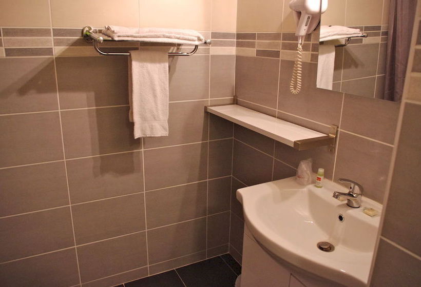 בית מלון כפרי Contact  Belalp