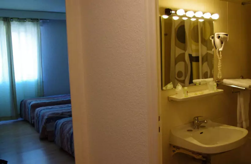 Отель Contact  Belalp