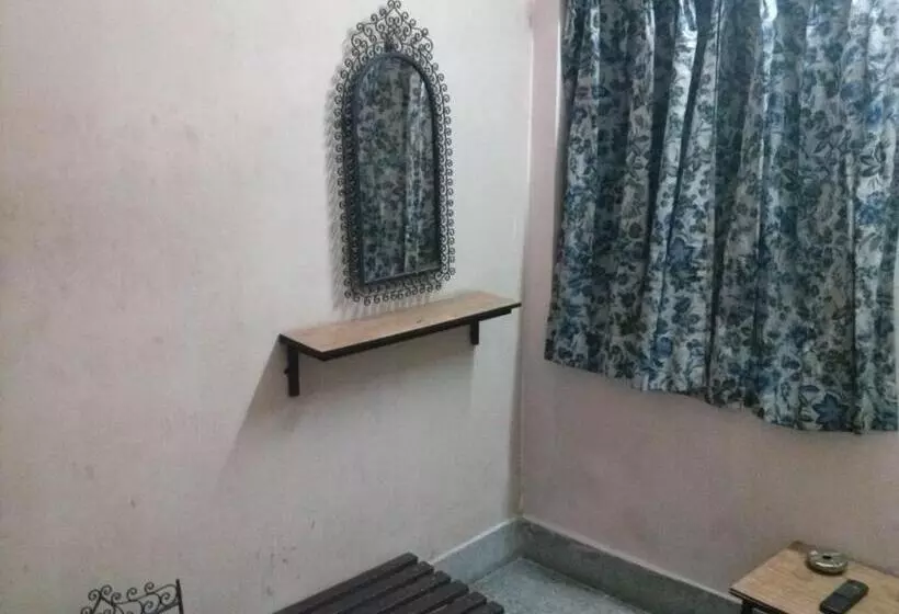 פונדק Capital Guest House