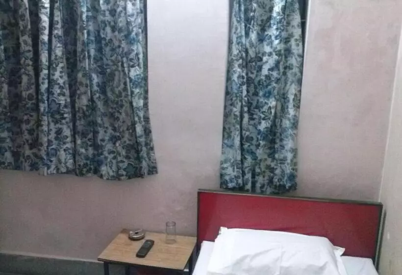 פונדק Capital Guest House