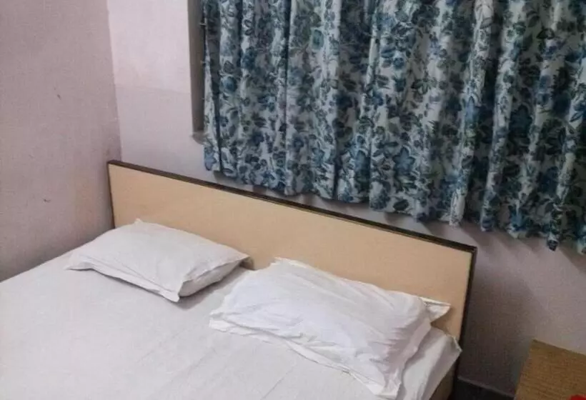 פונדק Capital Guest House