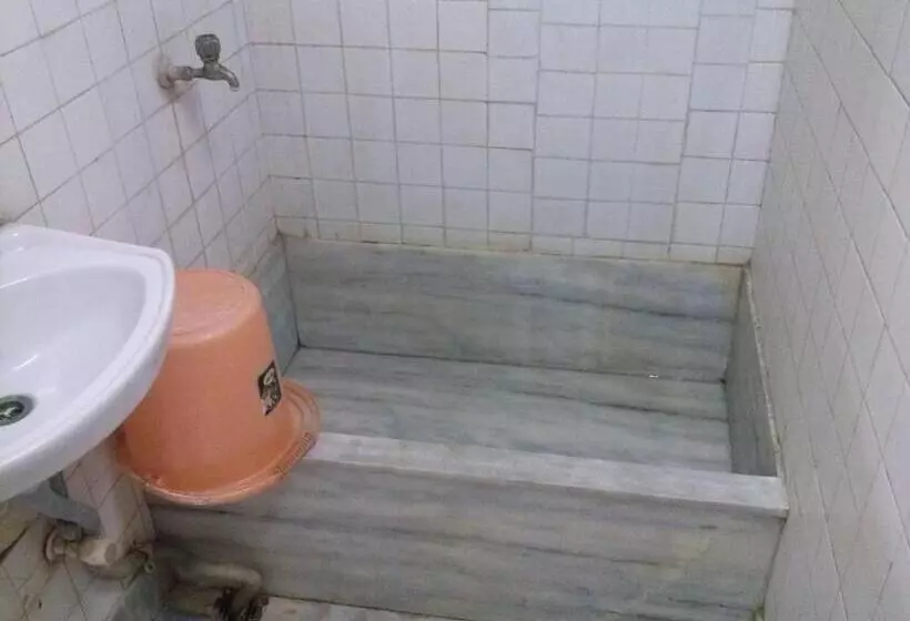 פונדק Capital Guest House