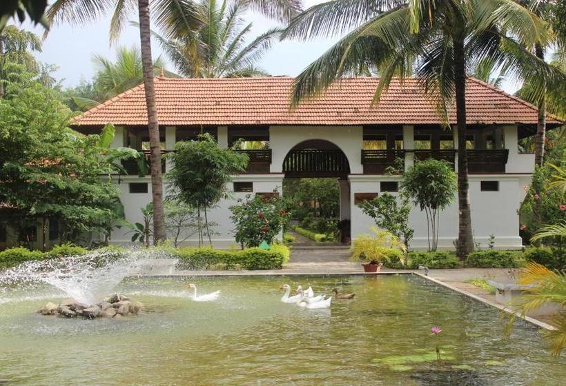 فندق Ayurvedagram Heritage Wellness Center