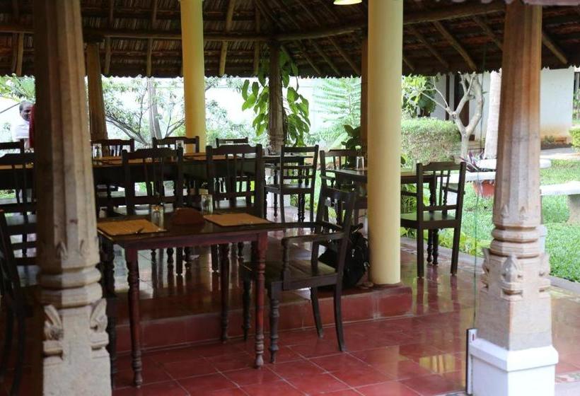 فندق Ayurvedagram Heritage Wellness Center