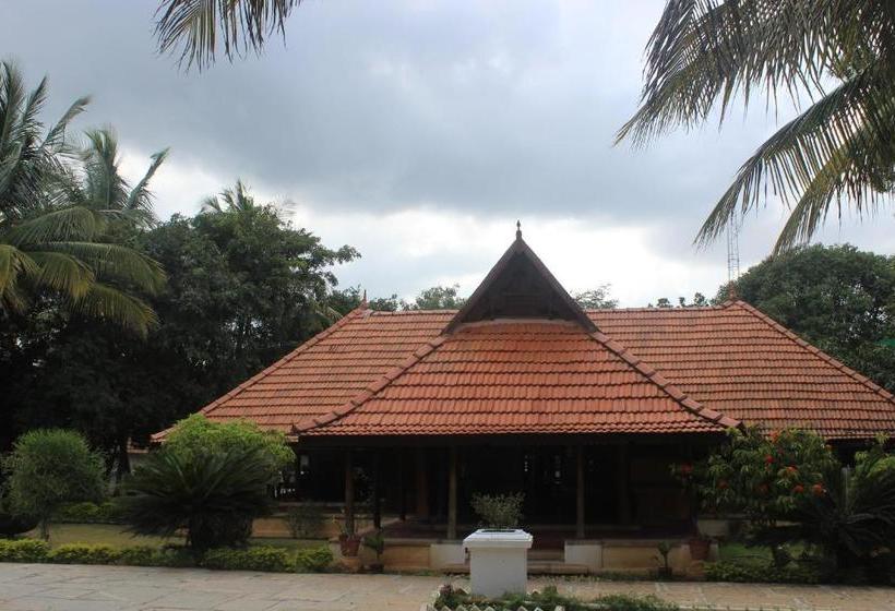 فندق Ayurvedagram Heritage Wellness Center