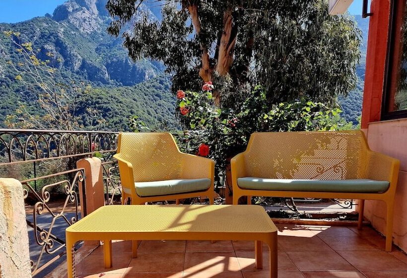 ホテル Bella Vista