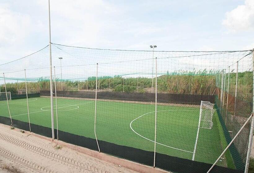 בית מלון כפרי Camping Village Li Nibari