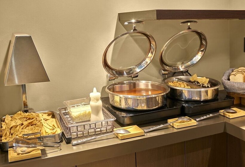 Hotel City Express Suites By Marriott Cabo San Lucas