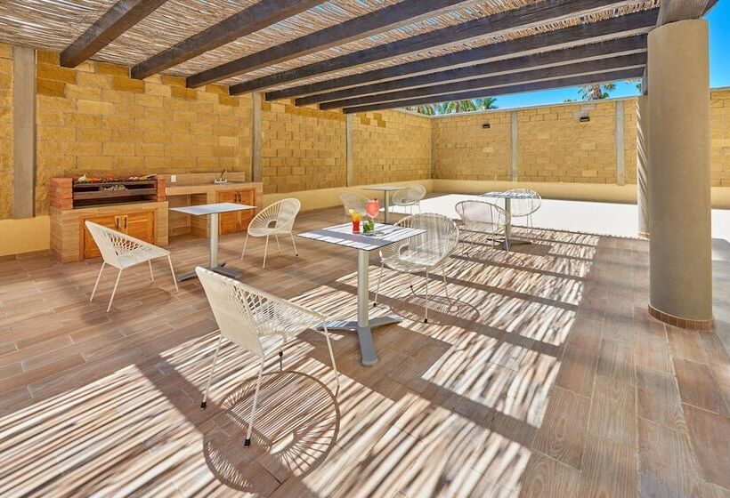 Hotel City Express Suites By Marriott Cabo San Lucas