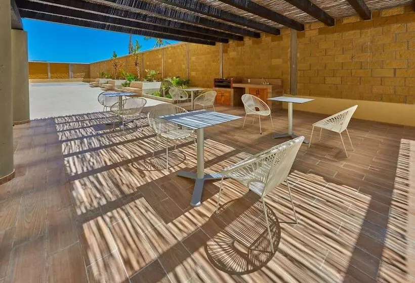 Hotell City Express Suites By Marriott Cabo San Lucas