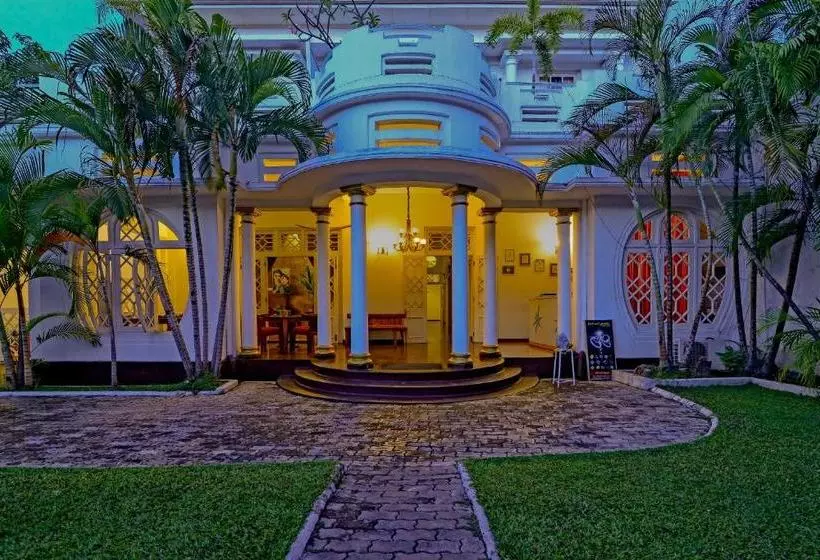 Szálloda Deco On 44