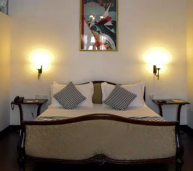 Szálloda Deco On 44