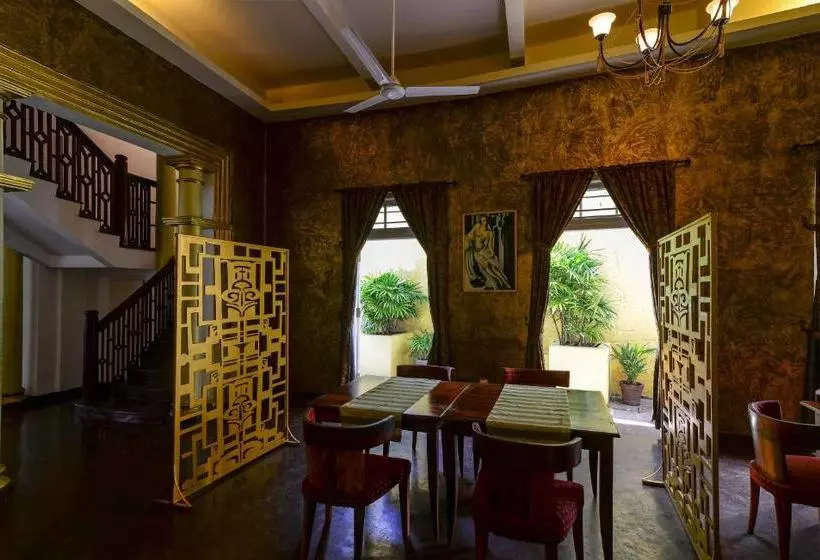 Szálloda Deco On 44