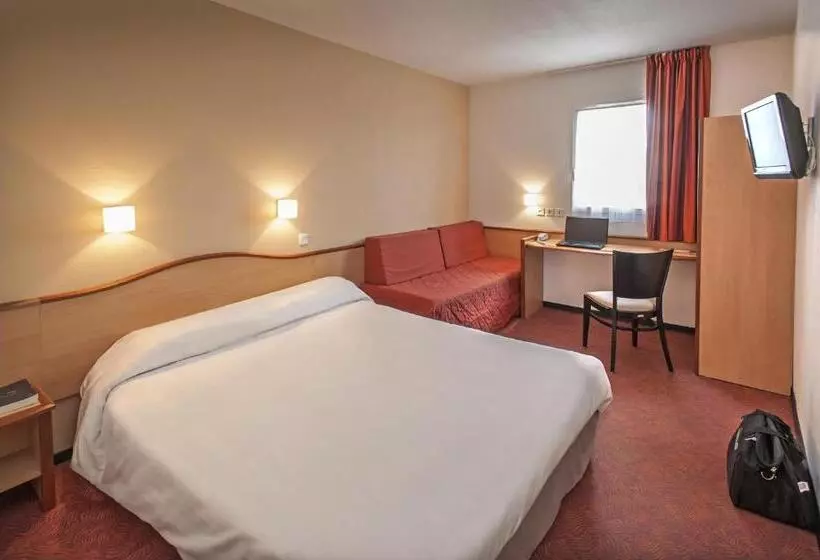 Brit Hotel Confort Montauban