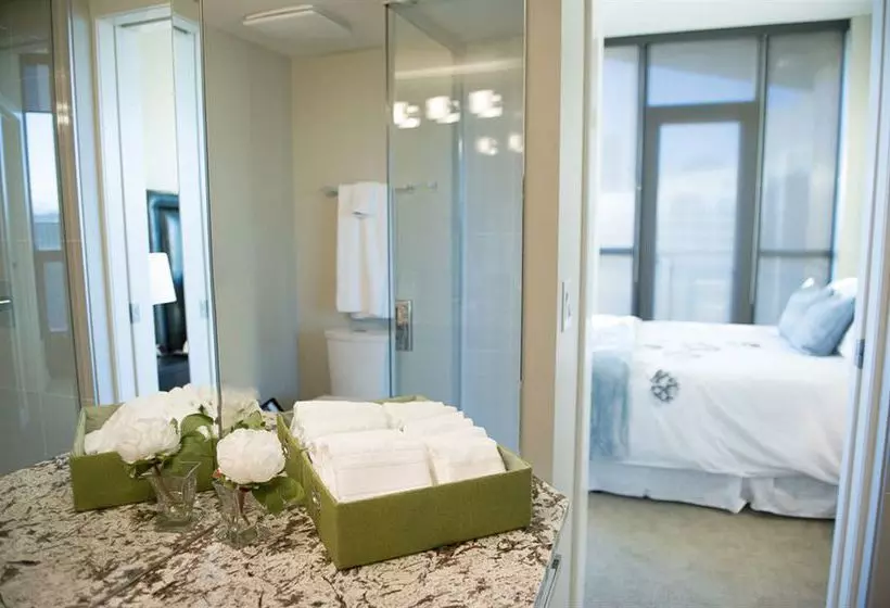 בית מלון כפרי Executive Suites By Roseman - Keynote Towers