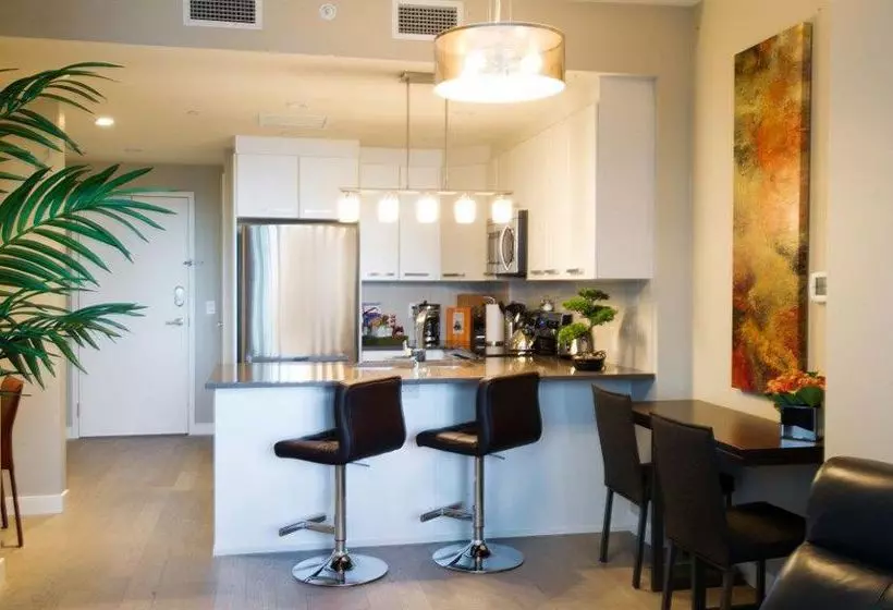 בית מלון כפרי Executive Suites By Roseman - Keynote Towers