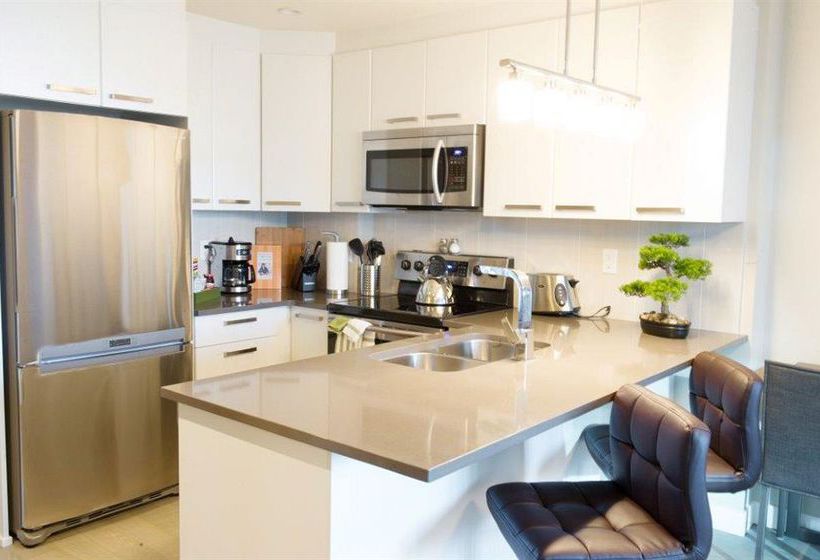 בית מלון כפרי Executive Suites By Roseman - Keynote Towers