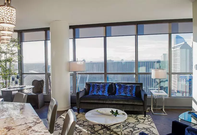 בית מלון כפרי Executive Suites By Roseman - Keynote Towers