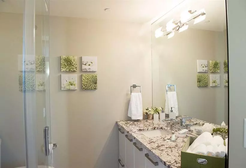 בית מלון כפרי Executive Suites By Roseman - Keynote Towers