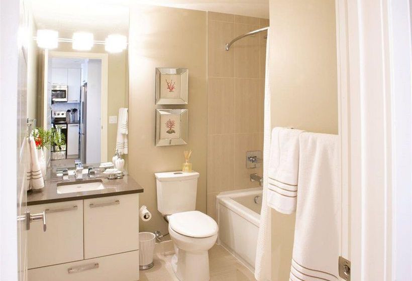 בית מלון כפרי Executive Suites By Roseman - Keynote Towers