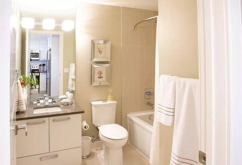 בית מלון כפרי Executive Suites By Roseman - Keynote Towers