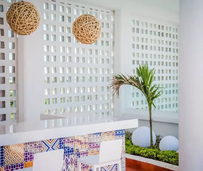 Отель Fiesta Inn Loft Ciudad Del Carmen