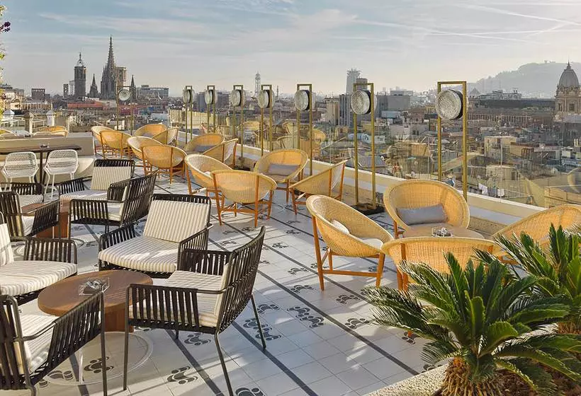 Отель H10 Cubik 4* Sup