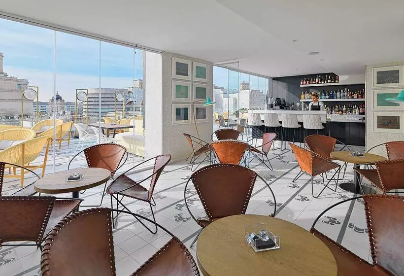 Отель H10 Cubik 4* Sup