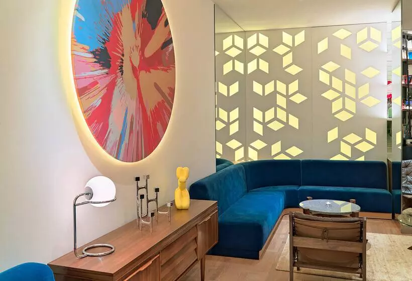 Отель H10 Cubik 4* Sup