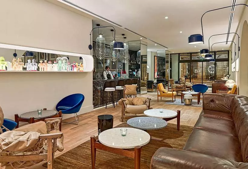 Отель H10 Cubik 4* Sup