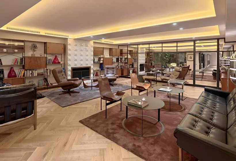 Отель H10 Cubik 4* Sup