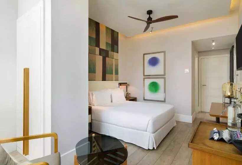 Отель H10 Cubik 4* Sup