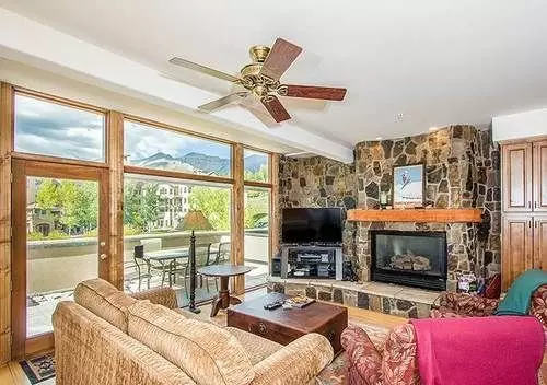 호텔 Le Chamonix Mont Blanc