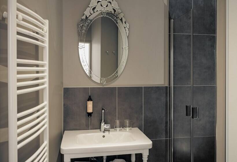 בית מלון כפרי Le Nemours Rennes