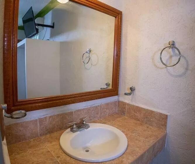 هتل Nicte Ha Campeche