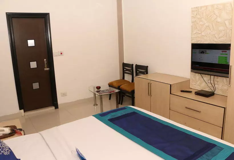 Hotelli Oyo Premium Bhai Bala Chowk