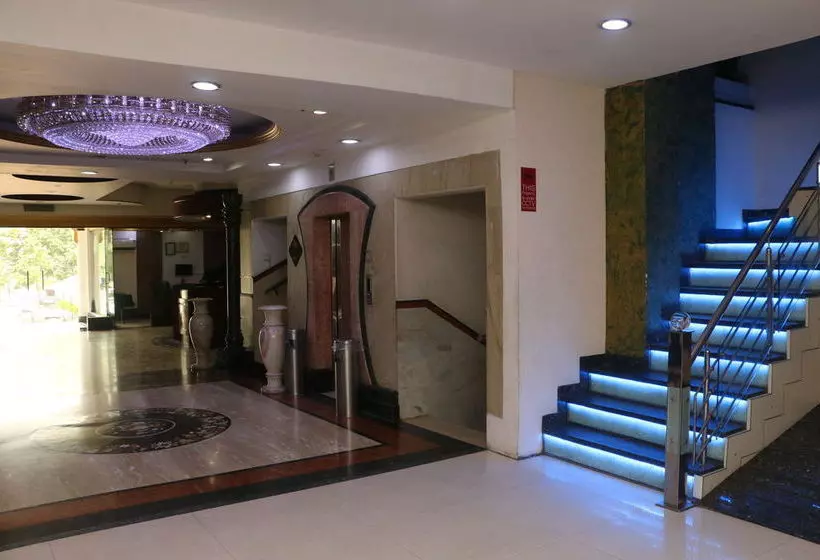 Hotelli Oyo Premium Bhai Bala Chowk