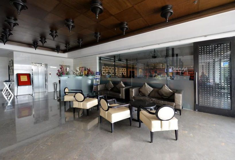 בית מלון כפרי Oyo Premium Ramavarappadu Circle