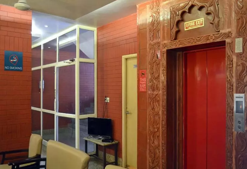 Hôtel Malik Residency