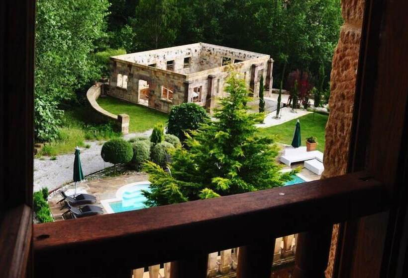 فندق Palacio De Trasvilla